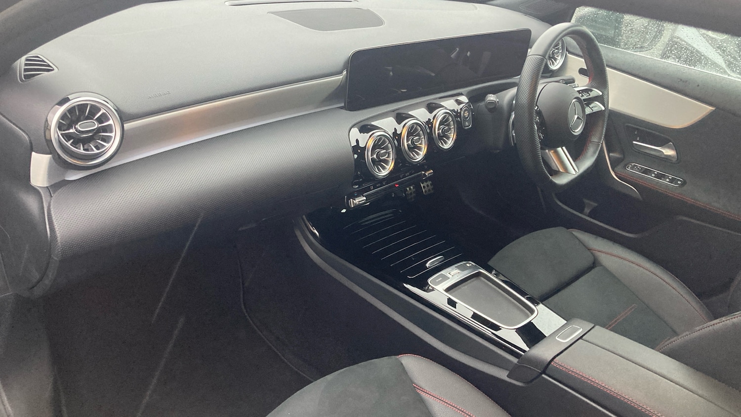 Used Mercedes-Benz A-Class 2024 for sale - 77572652: Photo 2