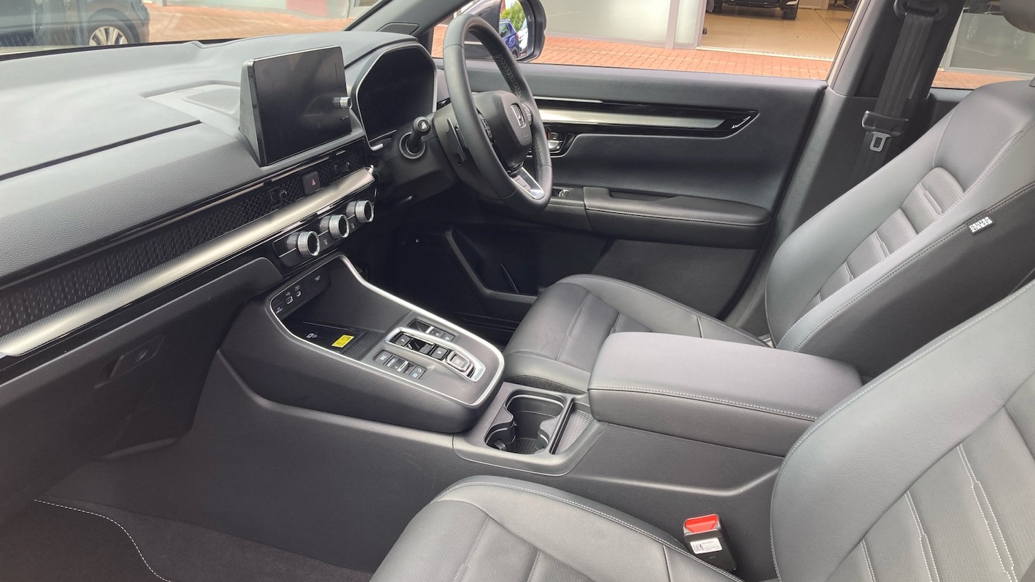 2025 Honda CR-V 2.0 ePHEV Advance Tech 5dr eCVT Estate Estate Hybrid Automatic - Picture 2 of 24