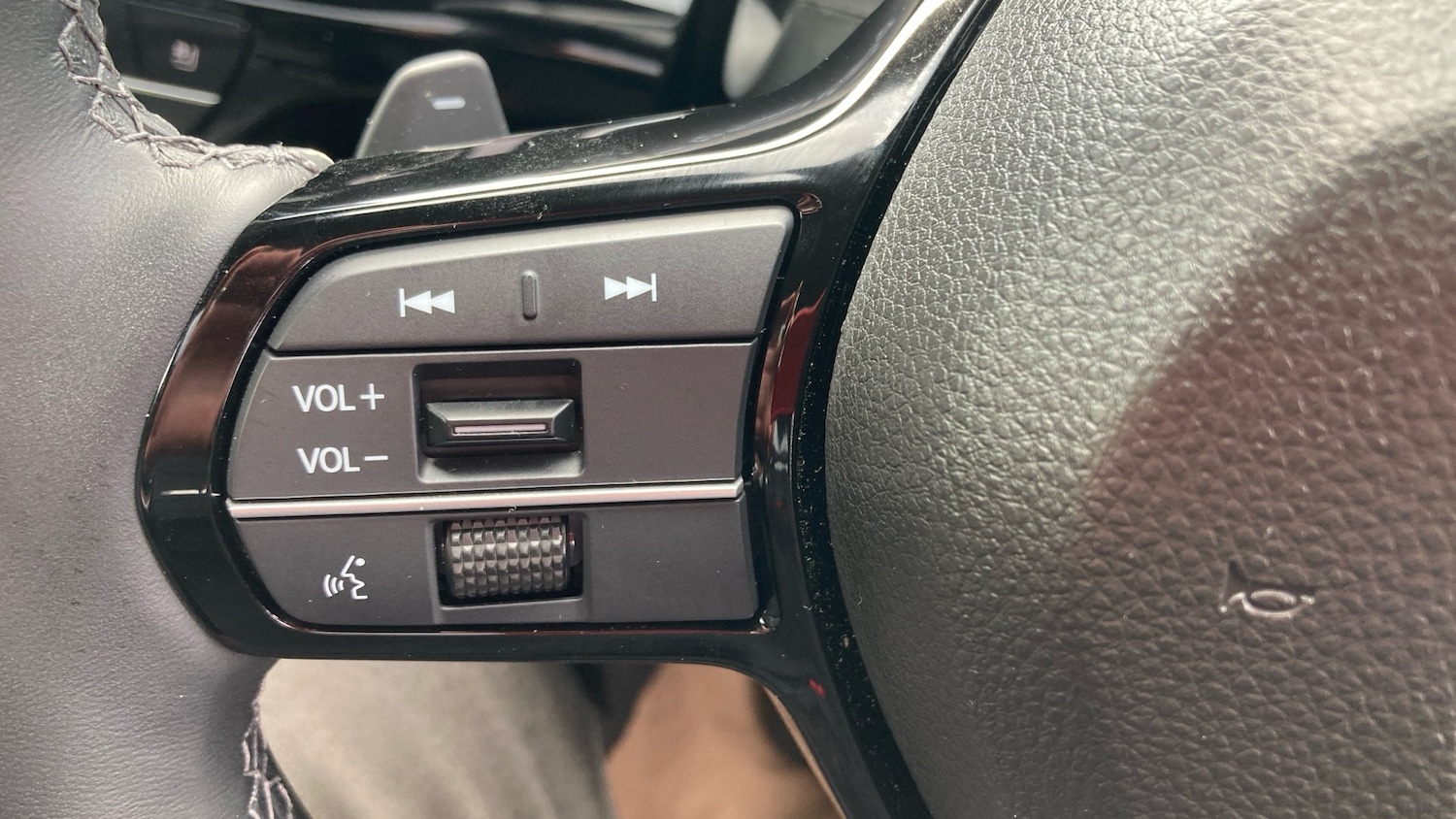 2025 Honda CR-V 2.0 ePHEV Advance Tech 5dr eCVT Estate Estate Hybrid Automatic - Picture 24 of 24