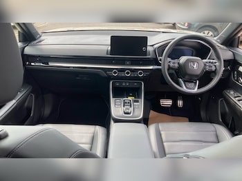Used Honda CR-V 2025 for sale - 75130545: Photo