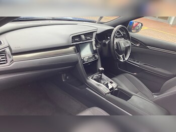 Used Honda Civic 2018 for sale - 78133375: Photo