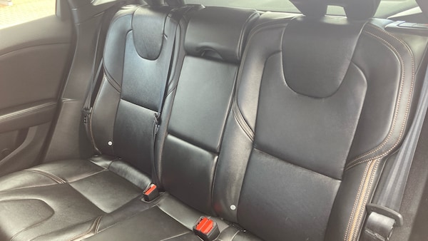 Used Volvo V40 2016 for sale - 76018027: Photo 8