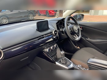 Used Mazda Mazda2 2020 for sale - 78282087: Photo