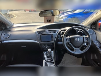 Used Honda Civic 2017 for sale - 76220710: Photo 4