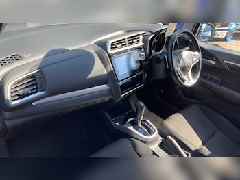 Used Honda Jazz 2018 for sale - 78261601: Photo