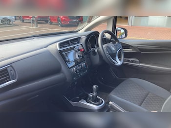 Used Honda Jazz 2015 for sale - 78540740: Photo