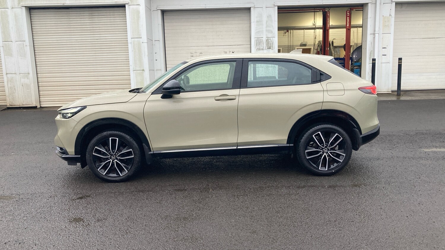 Used Honda HR-V 2023 for sale - 77902903: Photo 41