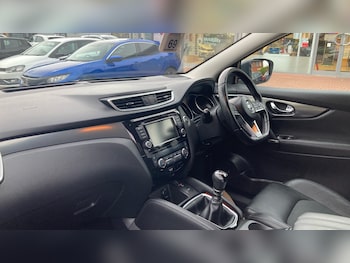 Used Nissan Qashqai 2020 for sale - 76382558: Photo