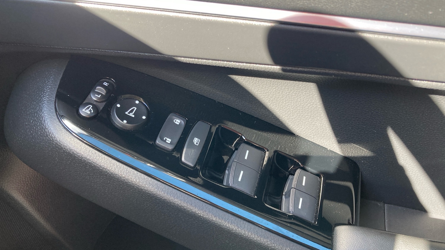 Used Honda HR-V 2023 for sale - 78133769: Photo 24