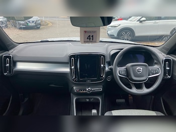 Used Volvo XC40 2024 for sale - 79017637: Photo