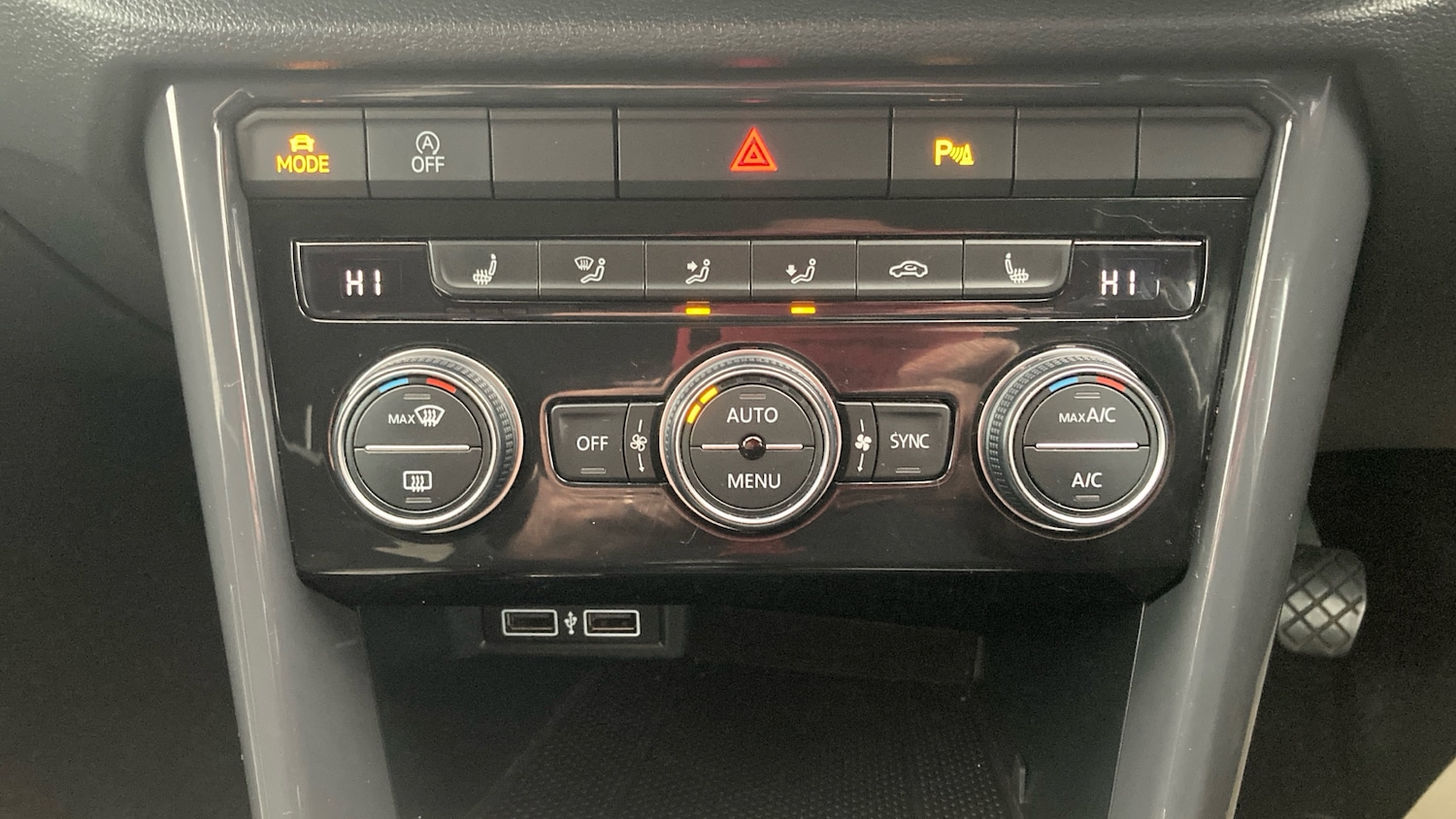 Used Volkswagen T-Roc 2018 for sale - 77033322: Photo 22