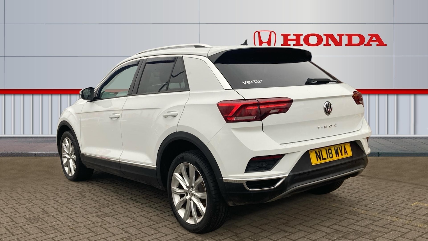 Used Volkswagen T-Roc 2018 for sale - 77033322: Photo 3
