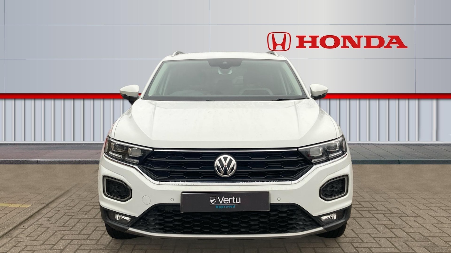 Used Volkswagen T-Roc 2018 for sale - 77033322: Photo 6