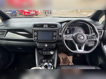Used Nissan Leaf 2020 for sale - 78787456: Photo