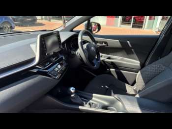 Used Toyota C-HR 2023 for sale - 74793730: Photo