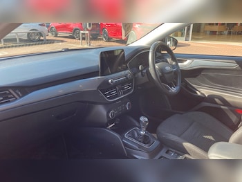 Used Ford Focus 2020 for sale - 78540734: Photo