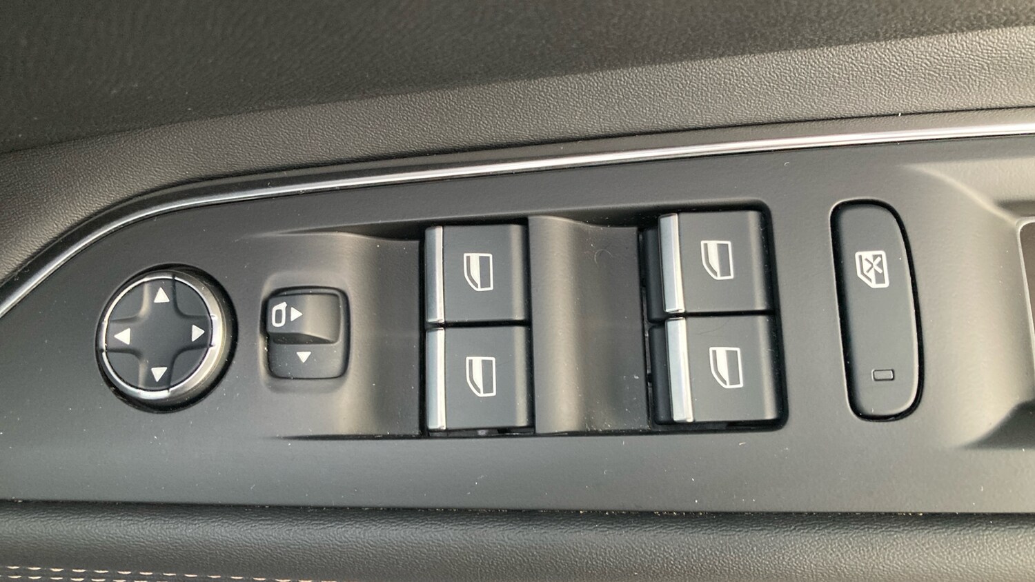 Used Peugeot 3008 2022 for sale - 77519744: Photo 34