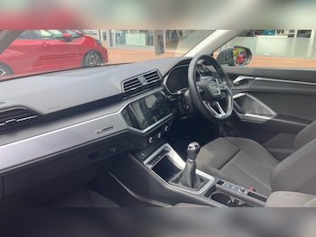 Used Audi Q3 2019 for sale - 78951322: Photo