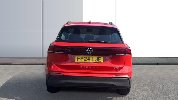 Used Volkswagen Tiguan 2024 for sale - 75615973: Photo 6