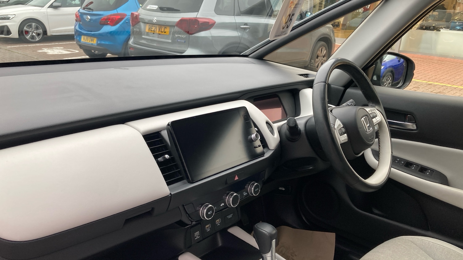 Used Honda Jazz 2020 for sale - 76407330: Photo 2