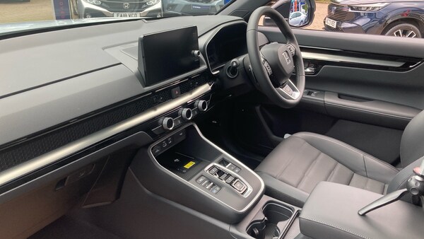 Used Honda CR-V 2025 for sale - 76143064: Photo 2