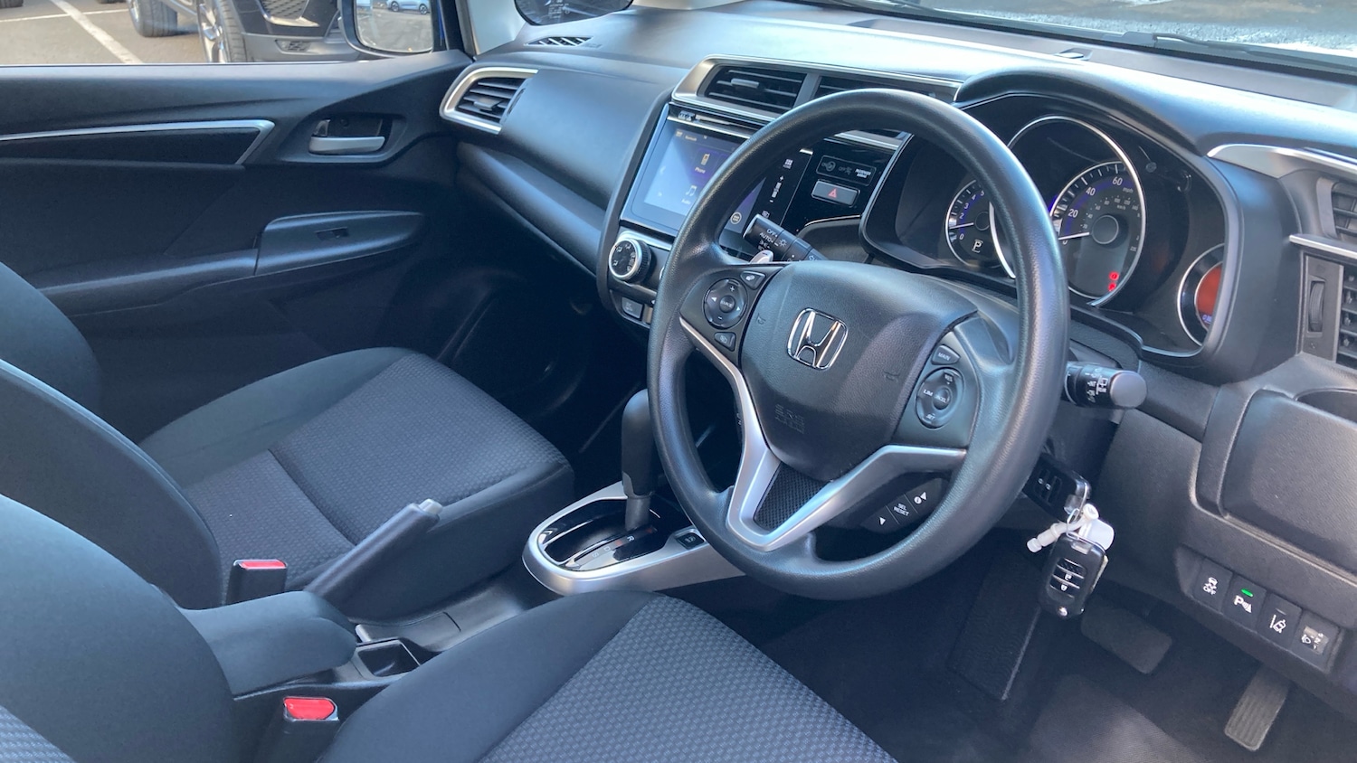 Used Honda Jazz 2018 for sale - 76490338: Photo 28