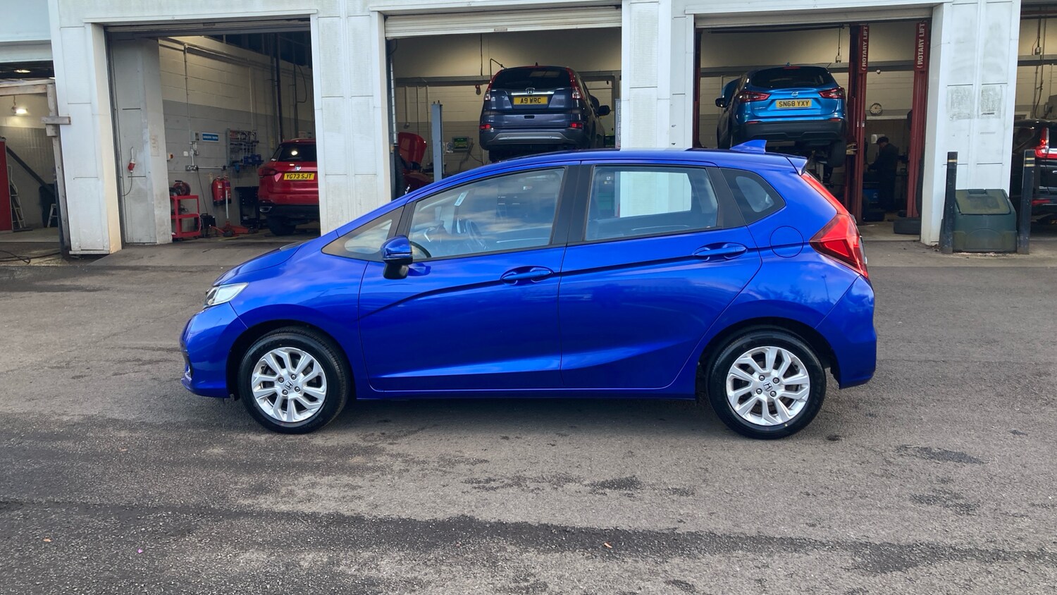 Used Honda Jazz 2018 for sale - 76490338: Photo 40