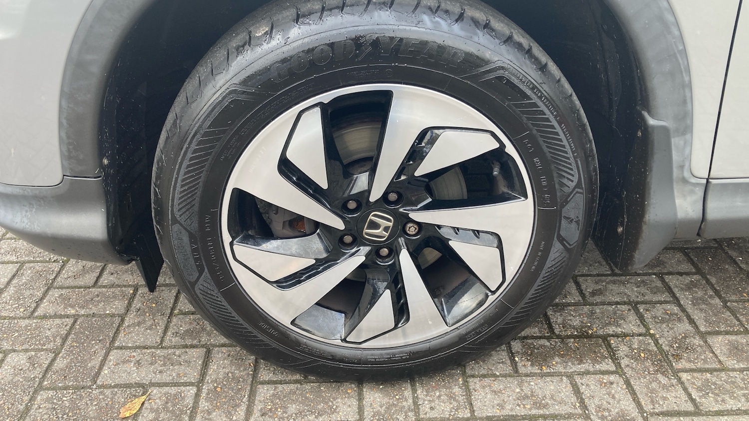 Used Honda CR-V 2017 for sale - 76490341: Photo 15