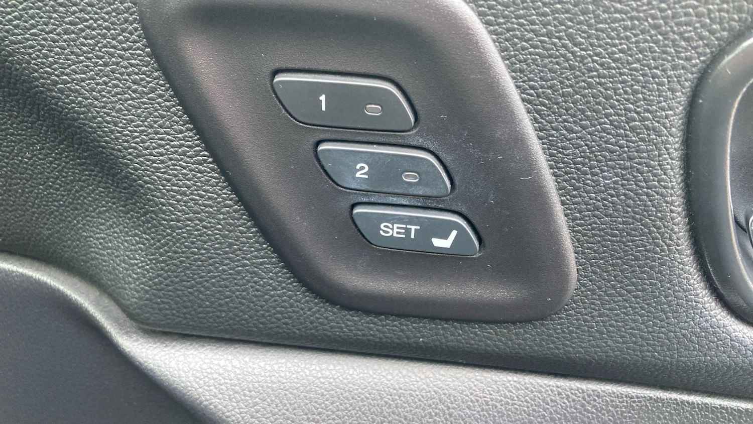 Used Honda CR-V 2017 for sale - 76490341: Photo 20