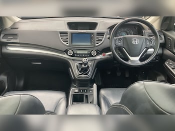 Used Honda CR-V 2017 for sale - 76490341: Photo