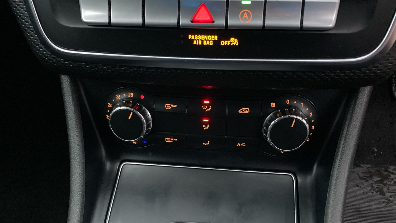 Used Mercedes-Benz A-Class 2015 for sale - 76777206: Photo 21