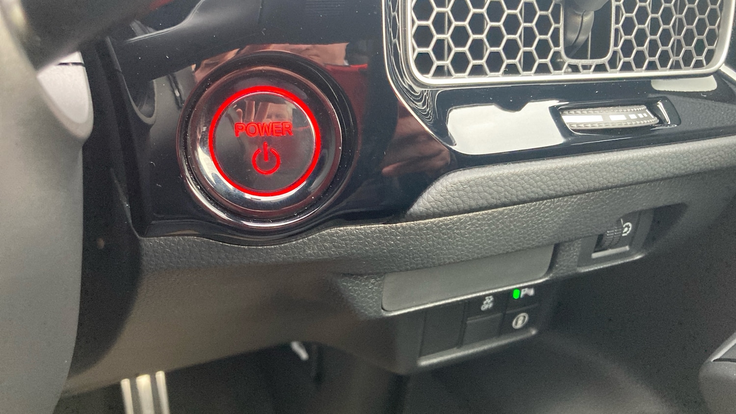 Used Honda Civic 2023 for sale - 76426247: Photo 17