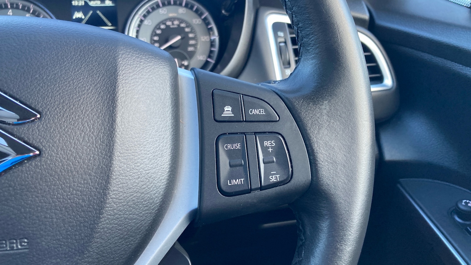 Used Suzuki SX4 S-Cross 2023 for sale - 76891607: Photo 14