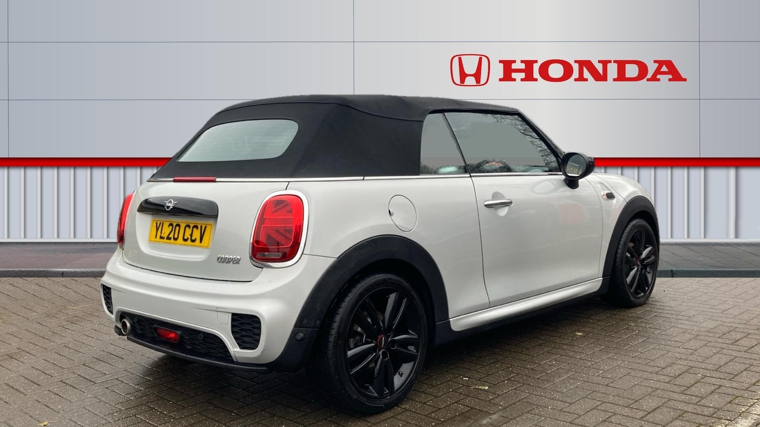 Used MINI Convertible 2020 for sale - 76762349: Photo 12