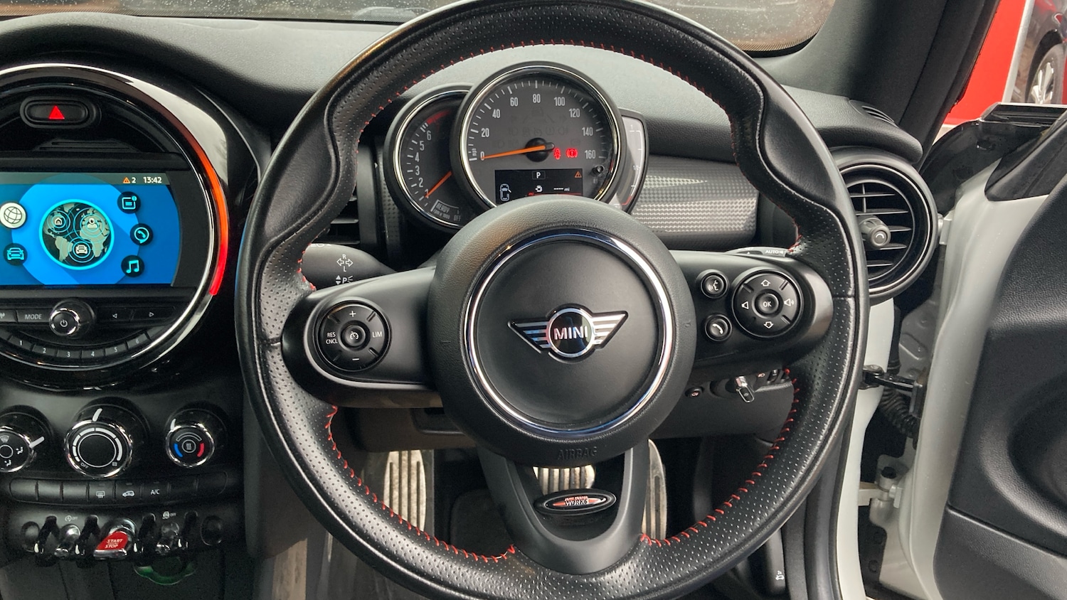 Used MINI Convertible 2020 for sale - 76762349: Photo 15