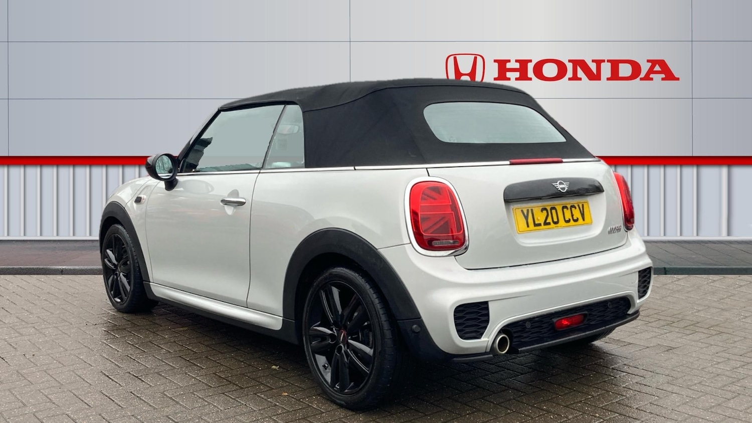 Used MINI Convertible 2020 for sale - 76762349: Photo 3