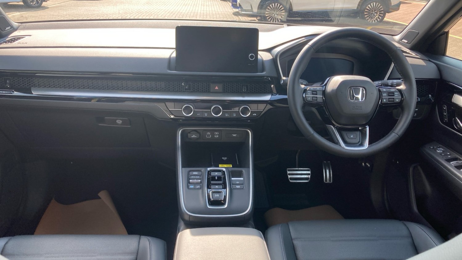 2025 Honda CR-V 2.0 ePHEV Advance Tech 5dr eCVT Estate Estate Hybrid Automatic - Picture 4 of 24