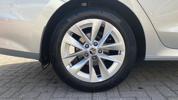 Used Skoda Octavia 2024 for sale - 76192992: Photo 9