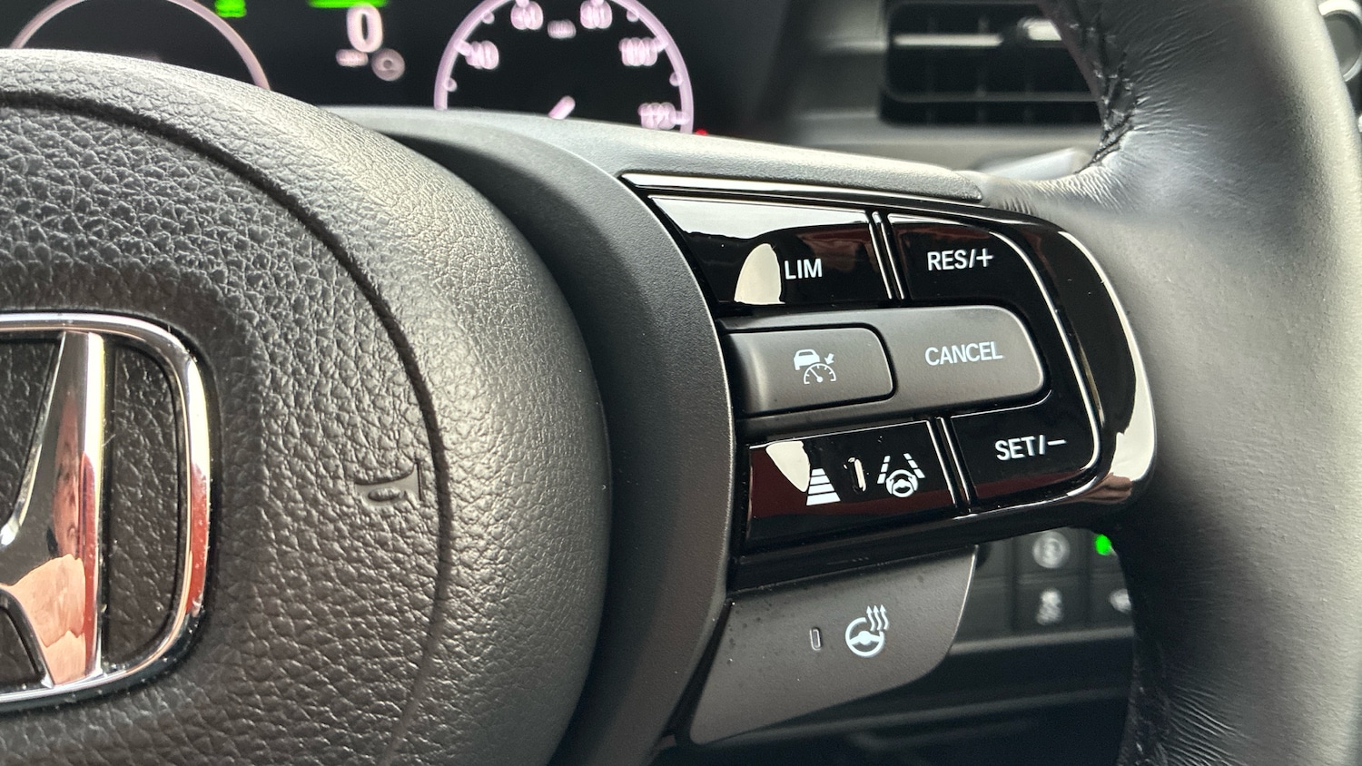 Used Honda HR-V 2024 for sale - 76352029: Photo 14
