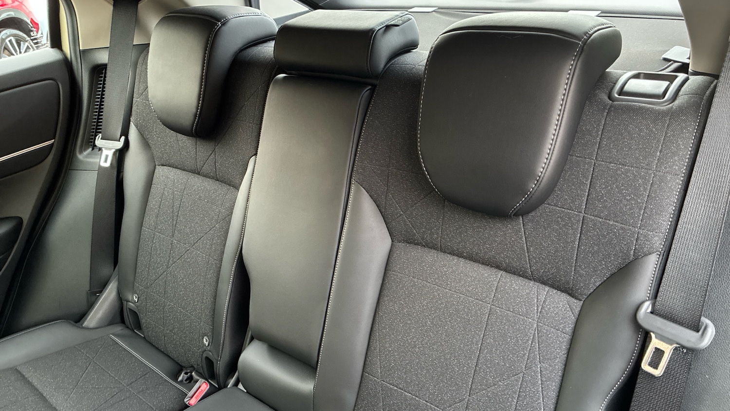 Used Honda HR-V 2024 for sale - 76352029: Photo 8