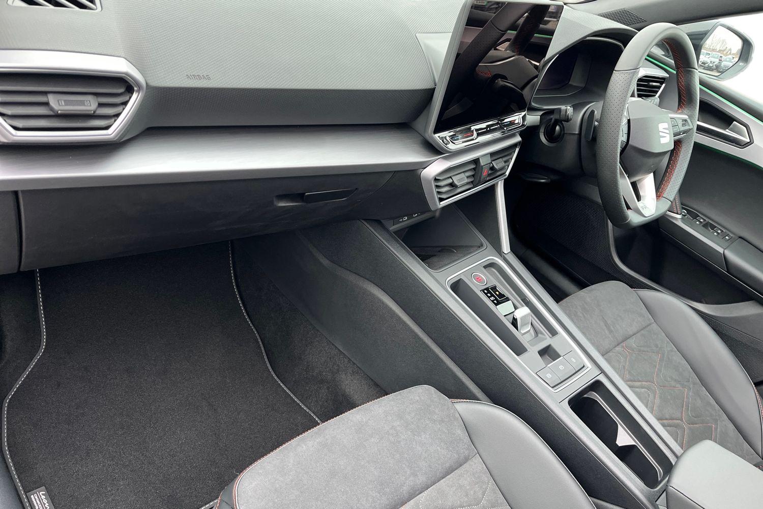 Used SEAT Leon 2026 for sale - 77415433: Photo 2