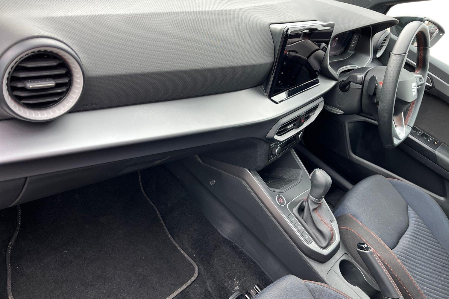 Used SEAT Leon 2025 for sale - 77885207: Photo 2