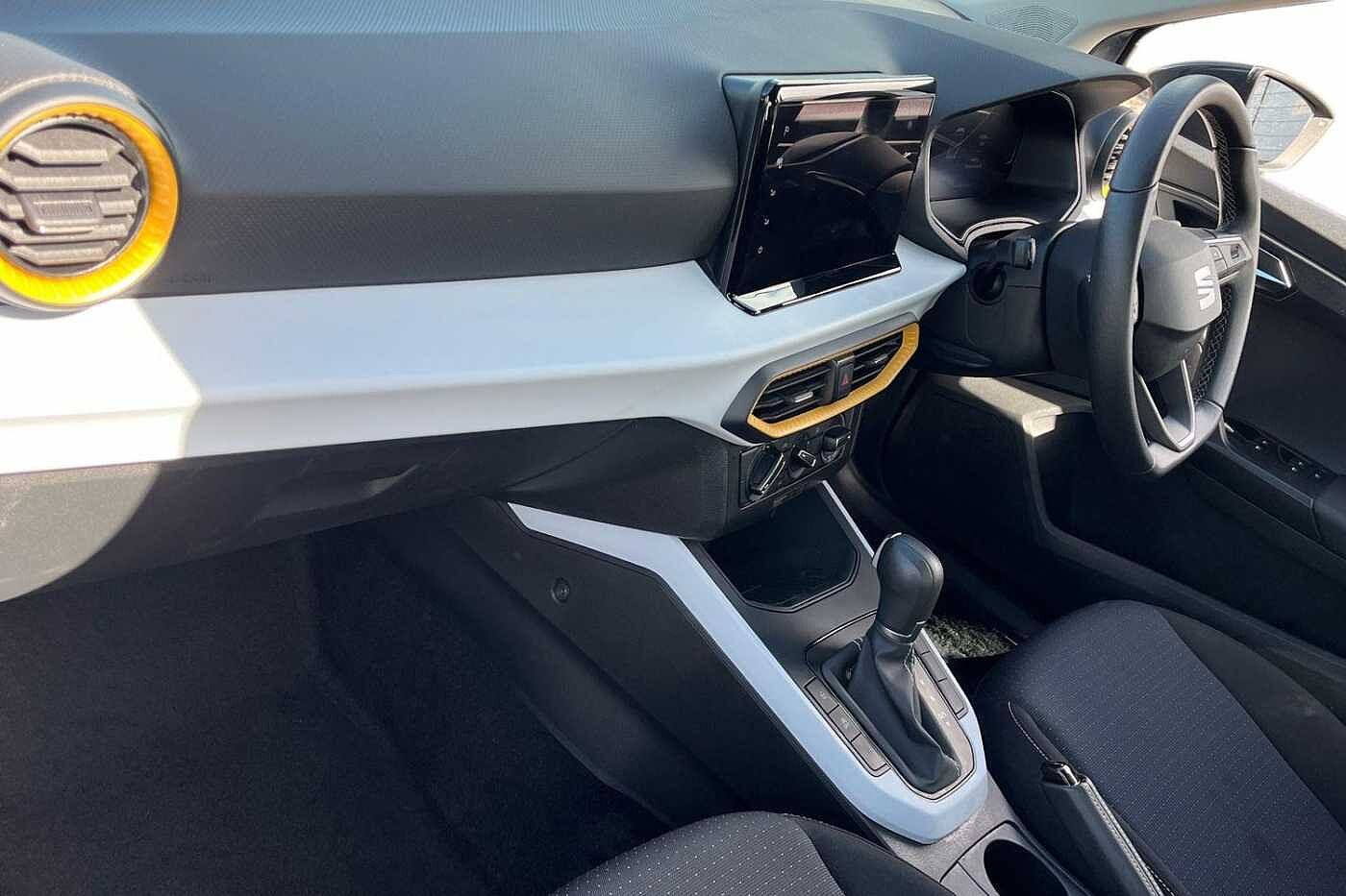 Used SEAT Arona 2024 for sale - 76677304: Photo 2