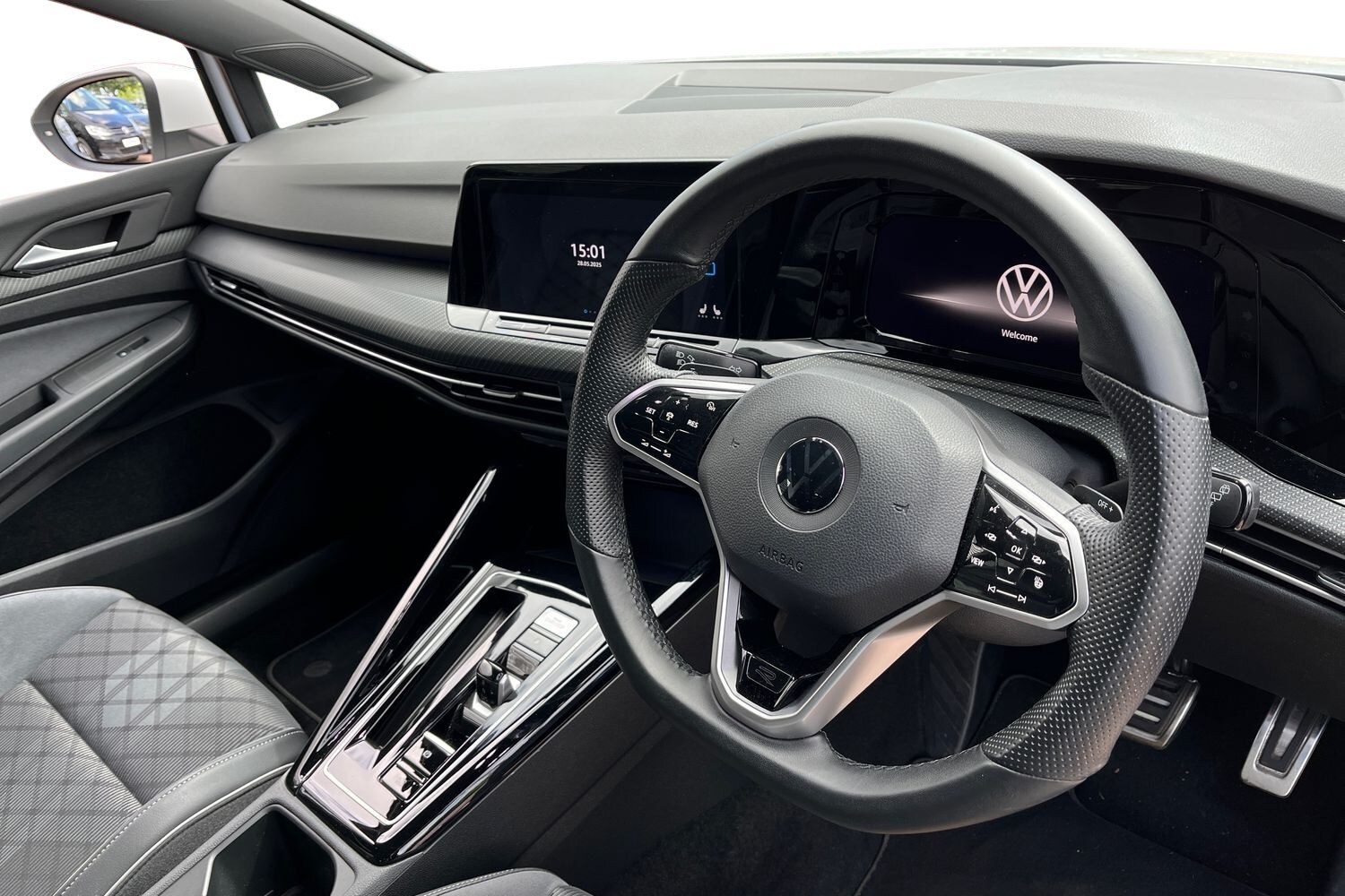 Used Volkswagen Golf 2023 for sale - 77552123: Photo 7