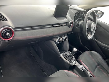 Used Mazda Mazda2 2023 for sale - 77442442: Photo