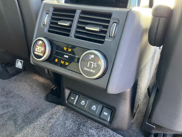 Used Land Rover Discovery 2021 for sale - 76122785: Photo 31