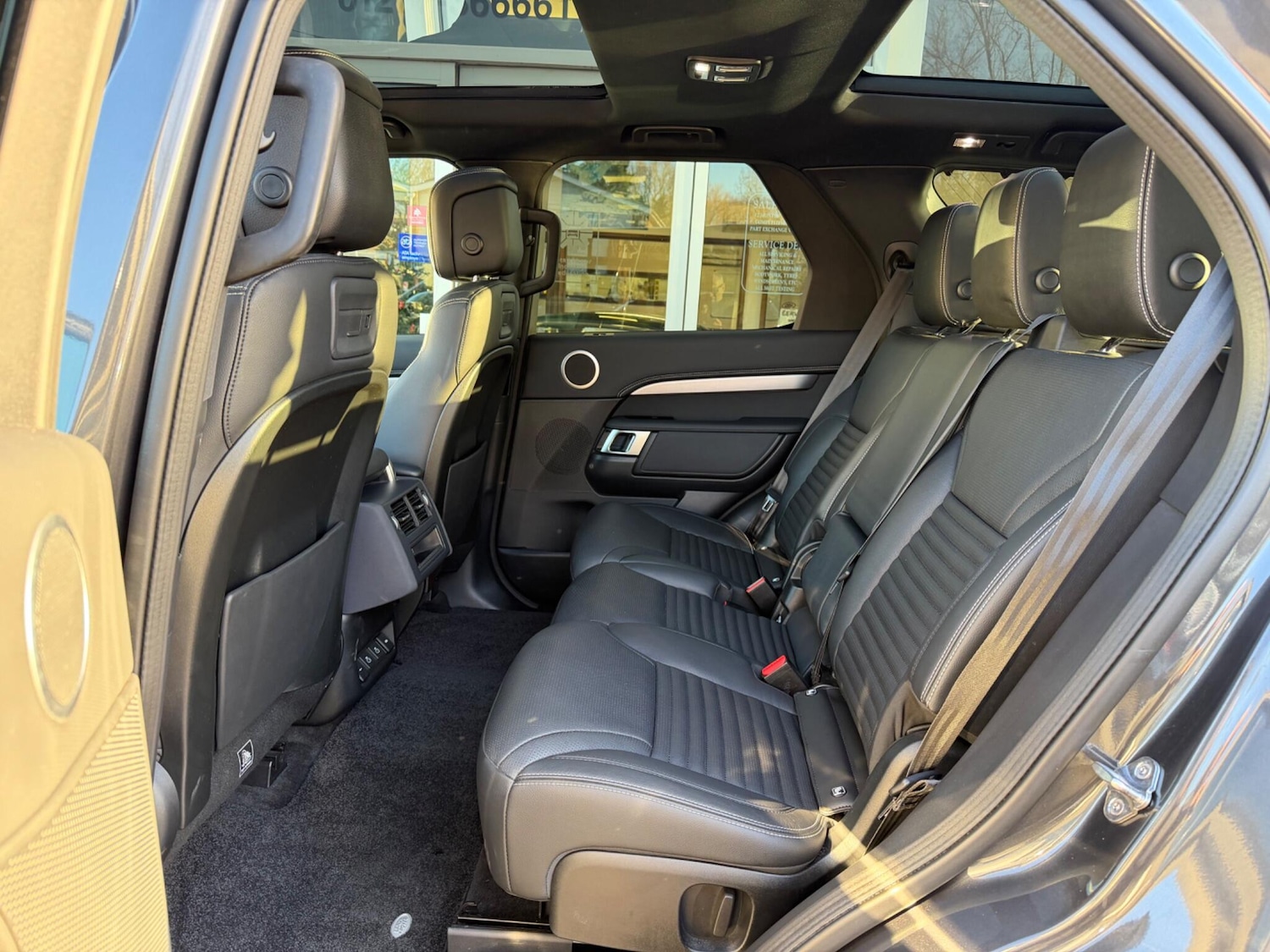 Used Land Rover Discovery 2021 for sale - 77015867: Photo 6