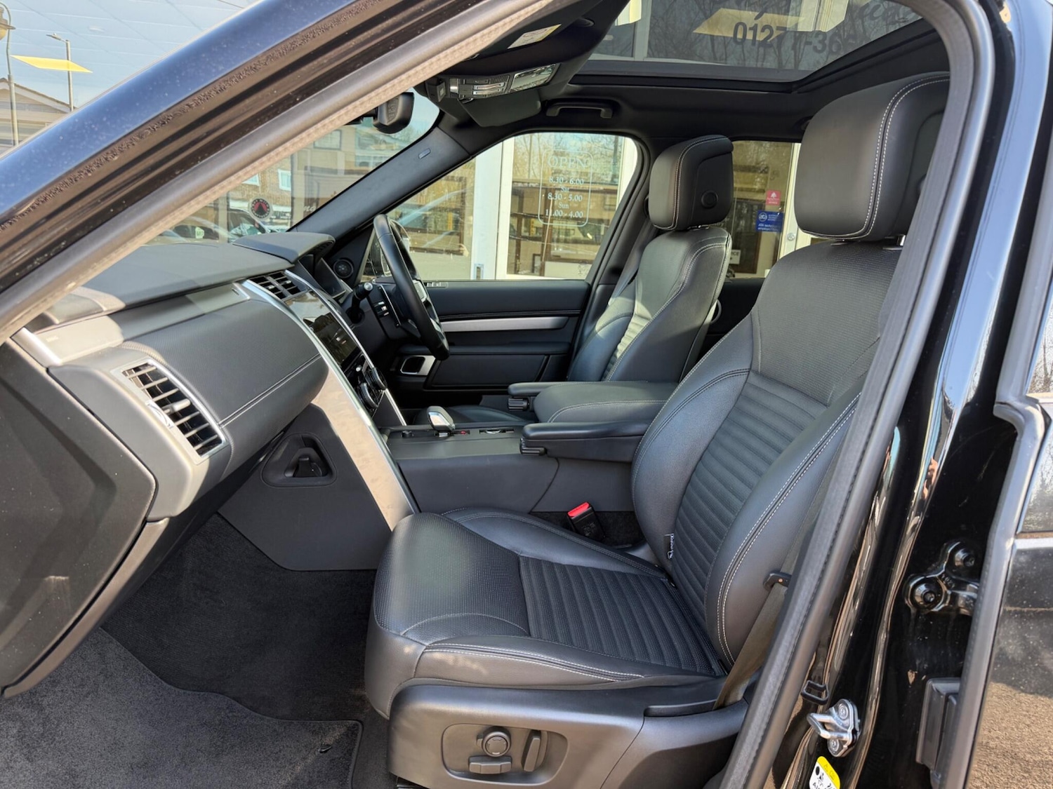 Used Land Rover Discovery for sale - 77768038: Photo 2