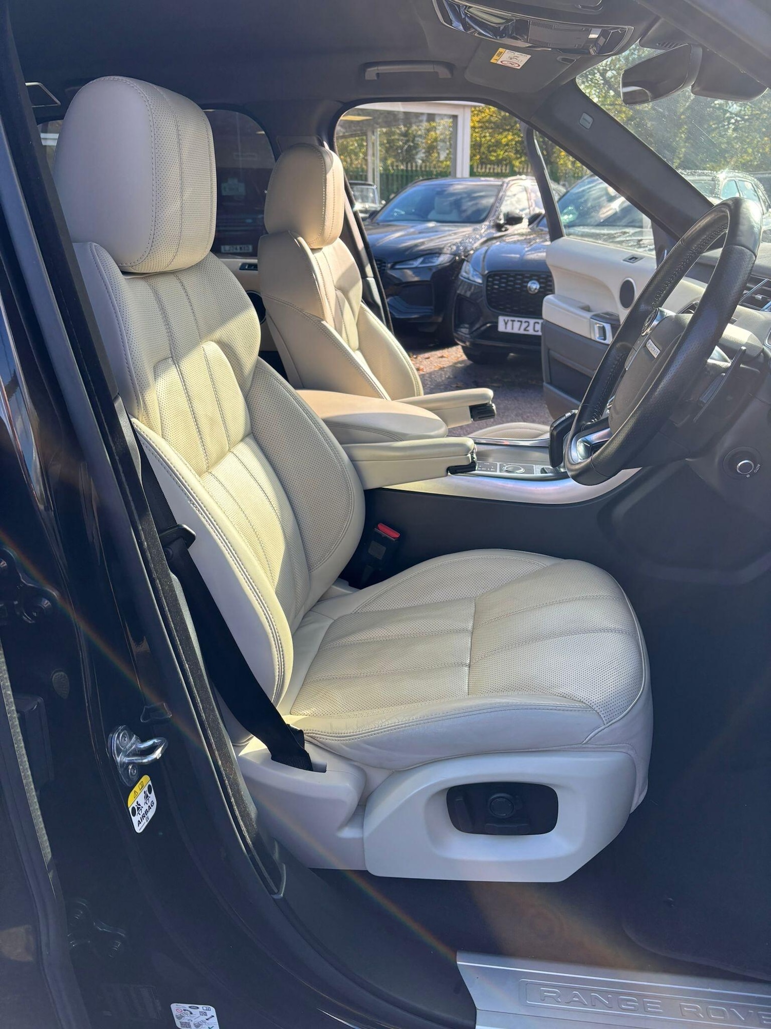 Used Land Rover Range Rover Sport for sale - 76433260: Photo 4