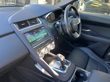 Used Jaguar E-Pace 2019 for sale - 77839269: Photo